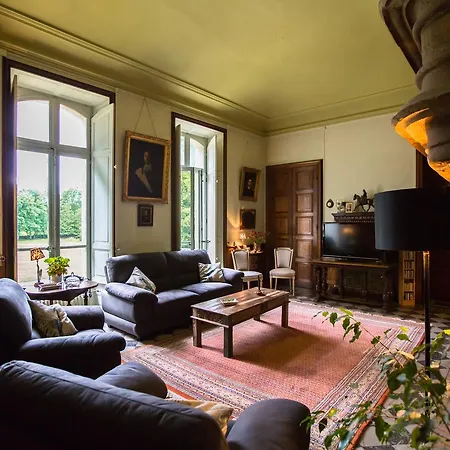 Chateau De Bournet Bed & Breakfast