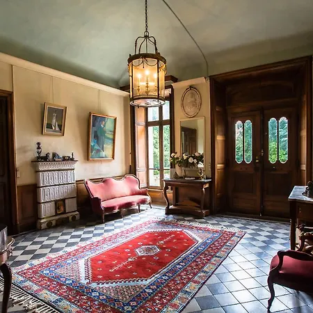 Chateau De Bournet 4* Grospierres