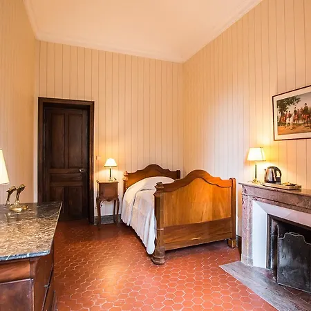 Chateau De Bournet Oda ve Kahvaltı 4*