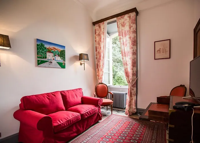 Chateau De Bournet 4*