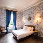 Chateau De Bournet Oda ve Kahvaltı 4*