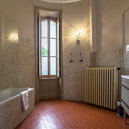 Chateau De Bournet Bed and Breakfast