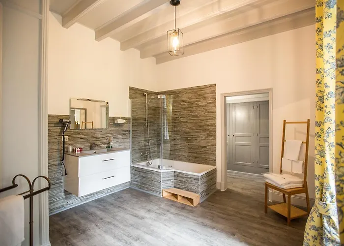 Chateau De Bournet 4*